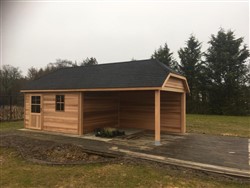 Tuinhuis in hoevestijl met grote zithoek